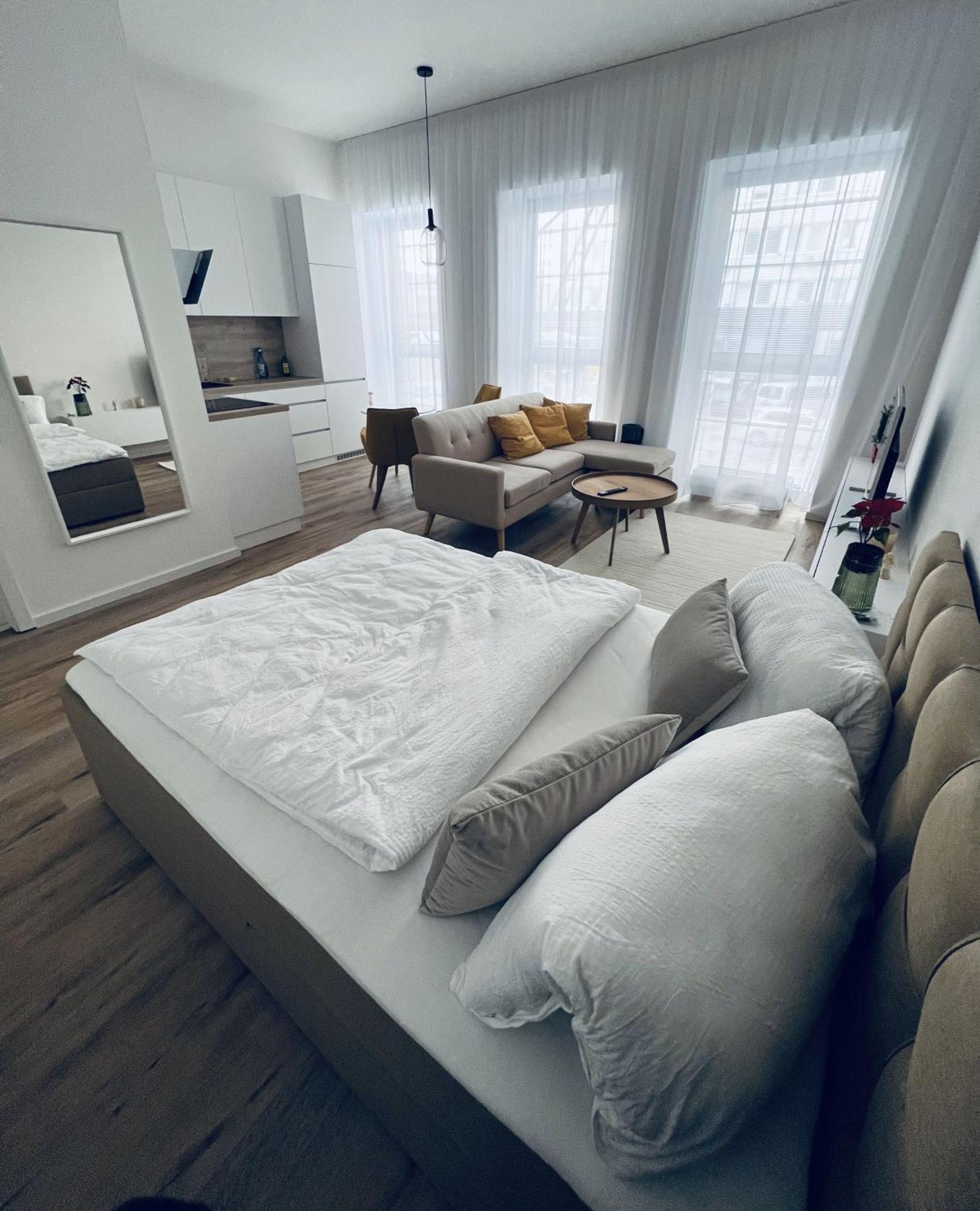 Park Tower Apartment V Centru Zlina Экстерьер фото